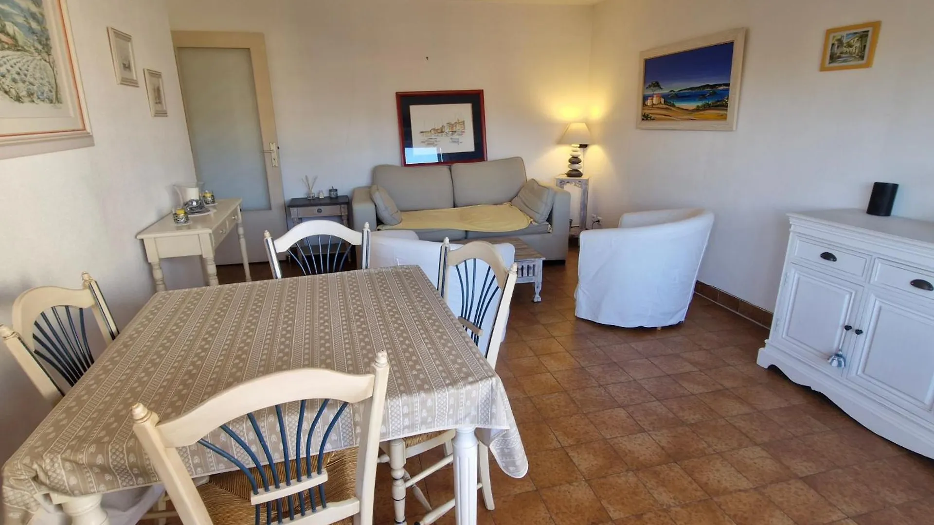 Appartement 3 Pieces Avec Piscine, Proche Centre Et Plages - Sainte-Maxime - Fr-1-780-56