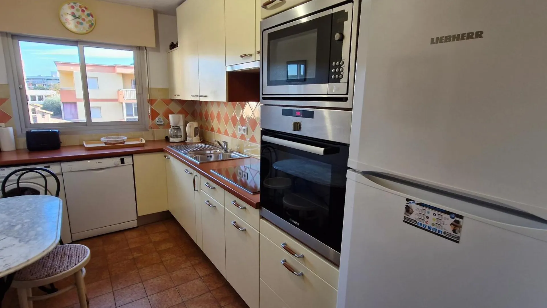 Appartement 3 Pieces Avec Piscine, Proche Centre Et Plages - Sainte-Maxime - Fr-1-780-56