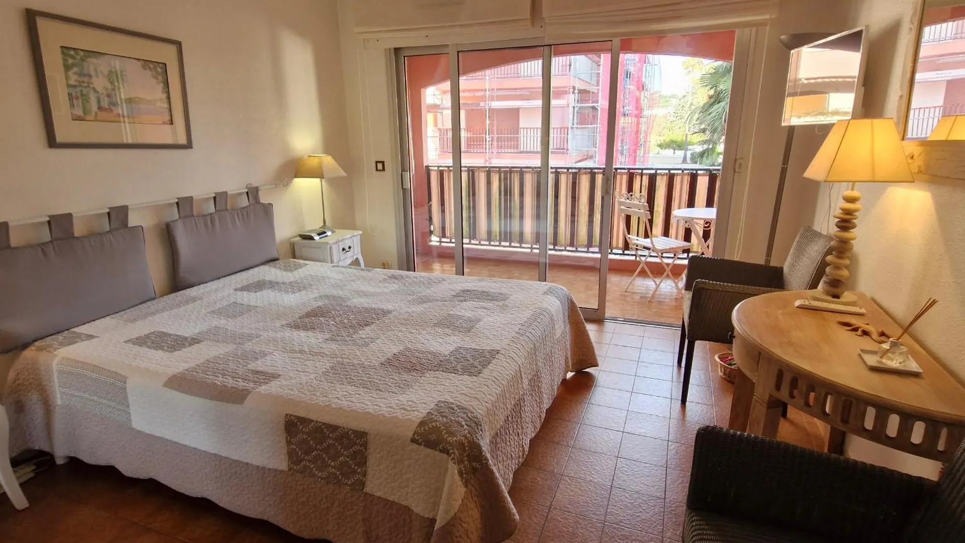 Appartement 3 Pieces Avec Piscine, Proche Centre Et Plages - Sainte-Maxime - Fr-1-780-56